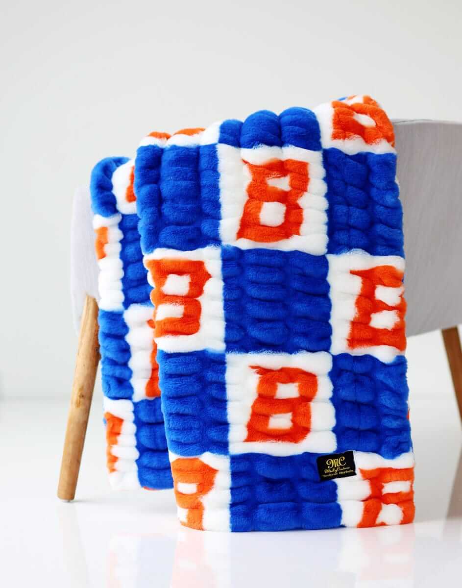 Boise State Broncos Blanket - Hugs