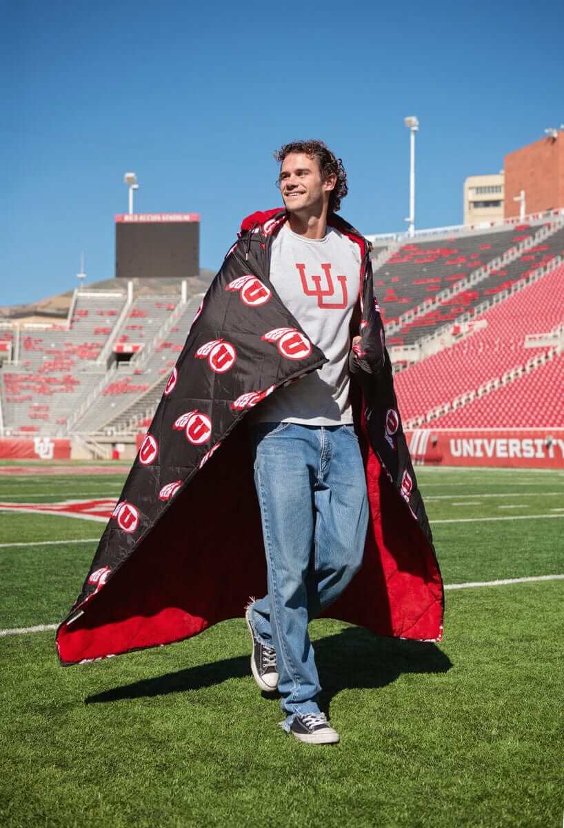 University of Utah Utes Hooded Stadium Blanket - Everywhere Blanket - Image 2