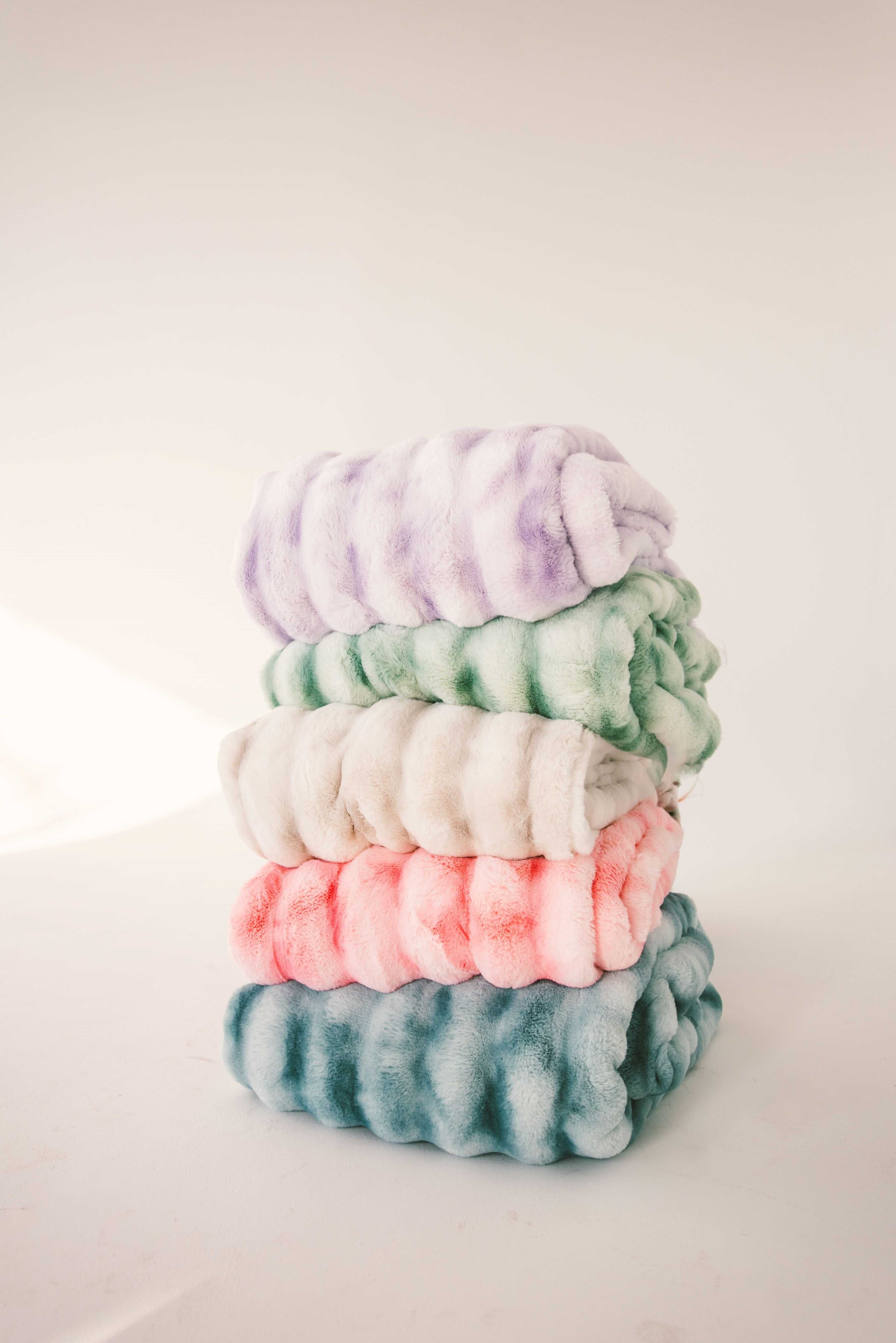 Extreme Ultra Cloud Smoke Blue Blanket - Image 4