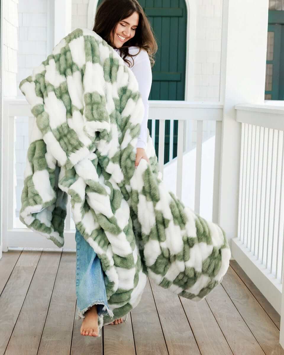 Hugs Check Ivey Sage Blanket