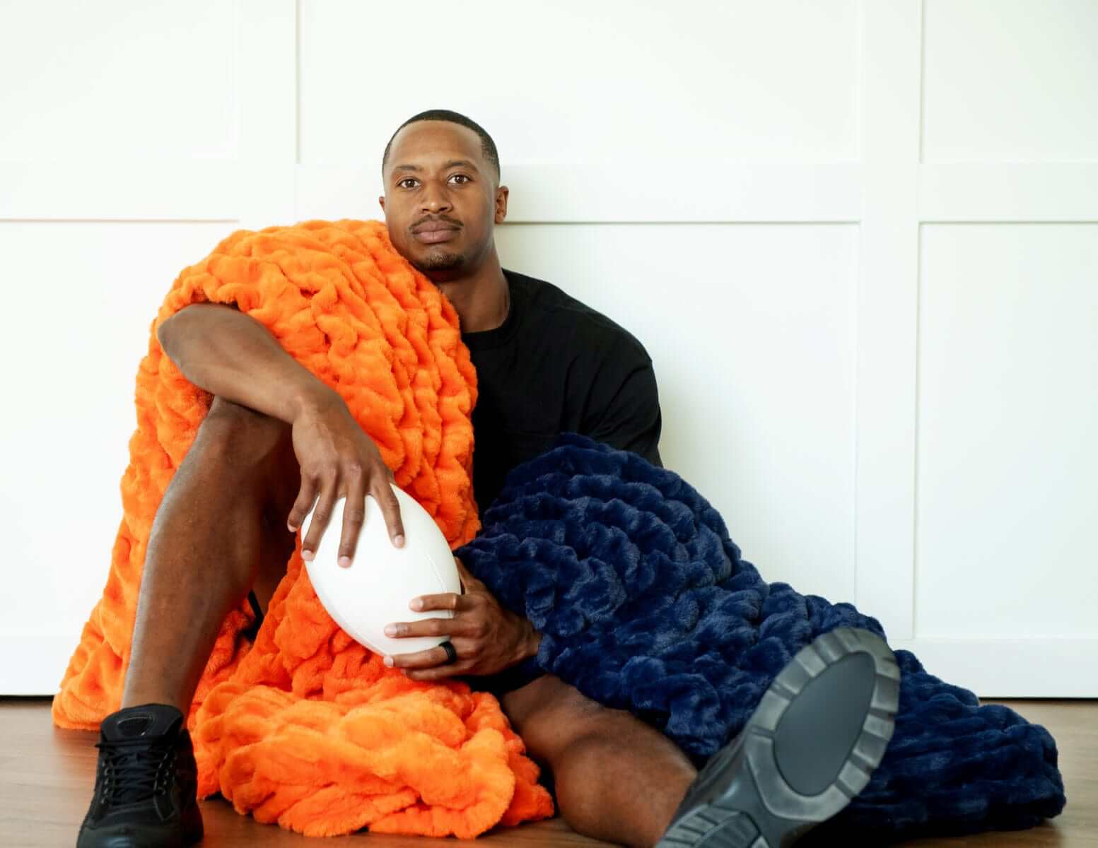 Hugs Navy Blanket - Image 5