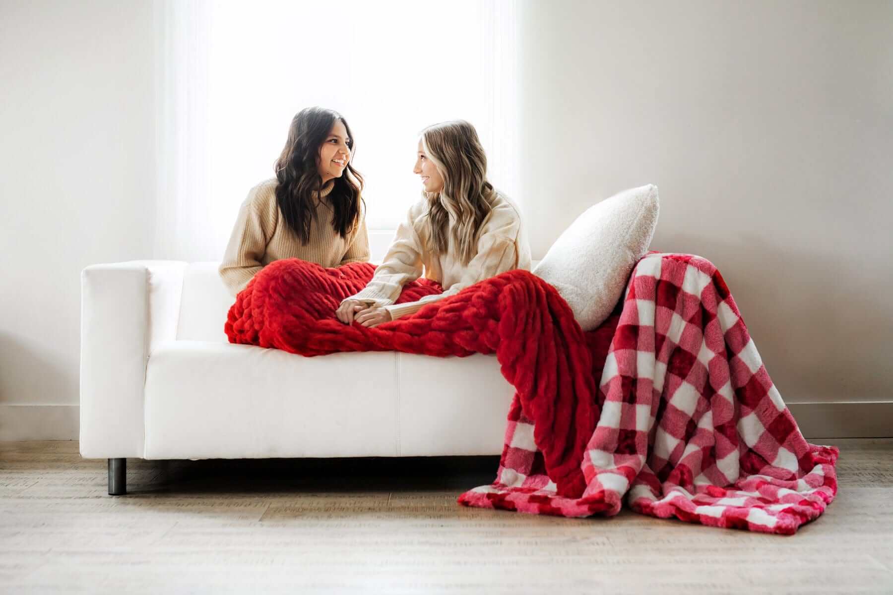 Hugs Red Blanket - Image 6
