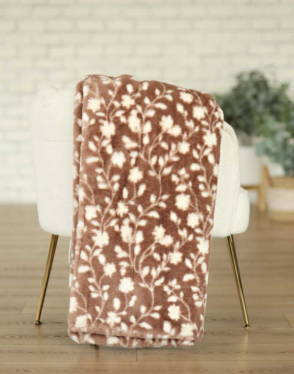 Lush Floral Chocolate Blanket - Image 4