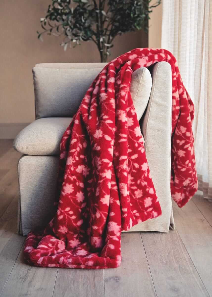 Lush Red Floral Blanket - Image 2